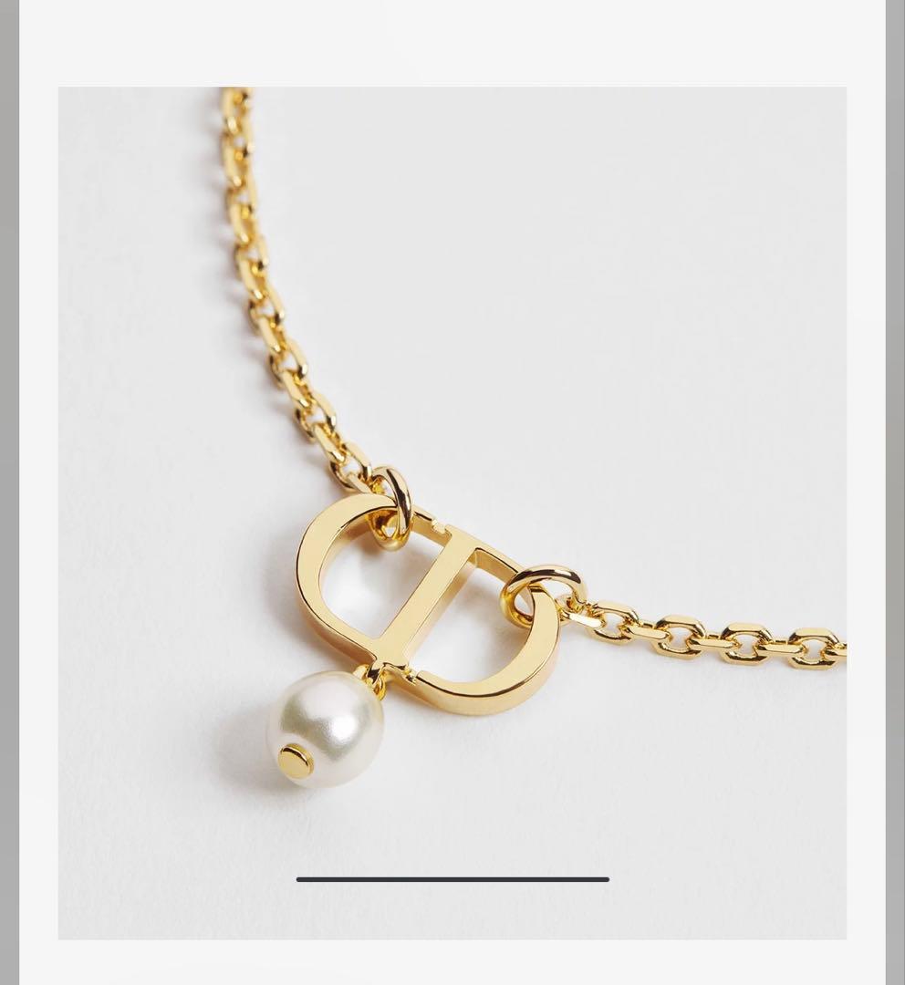Dior ディオールネックレスロゴ