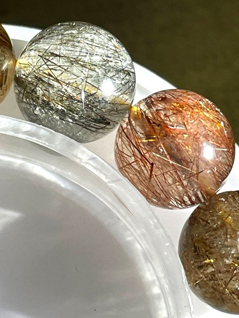 【新入荷】　ミックスタイチンルチルクォーツブレス12.9〜13.9㎜大玉（新品）