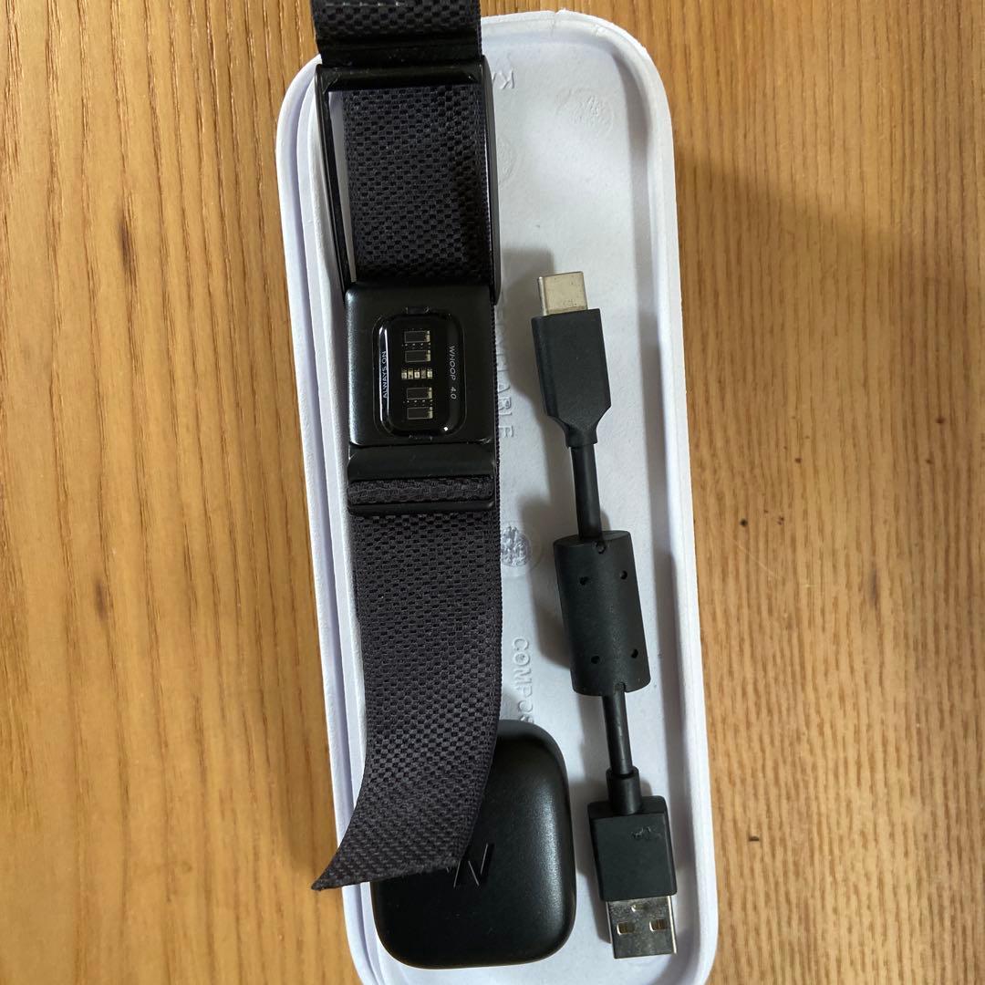 WHOOP 4.0 フィットネストラッカー ブラック