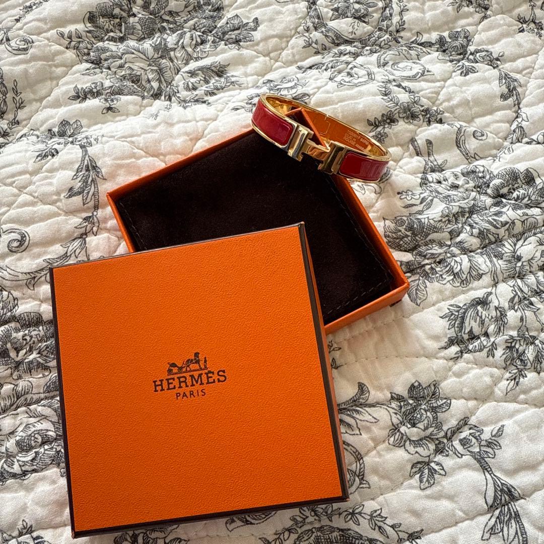 HERMES エナメルバングル レッド