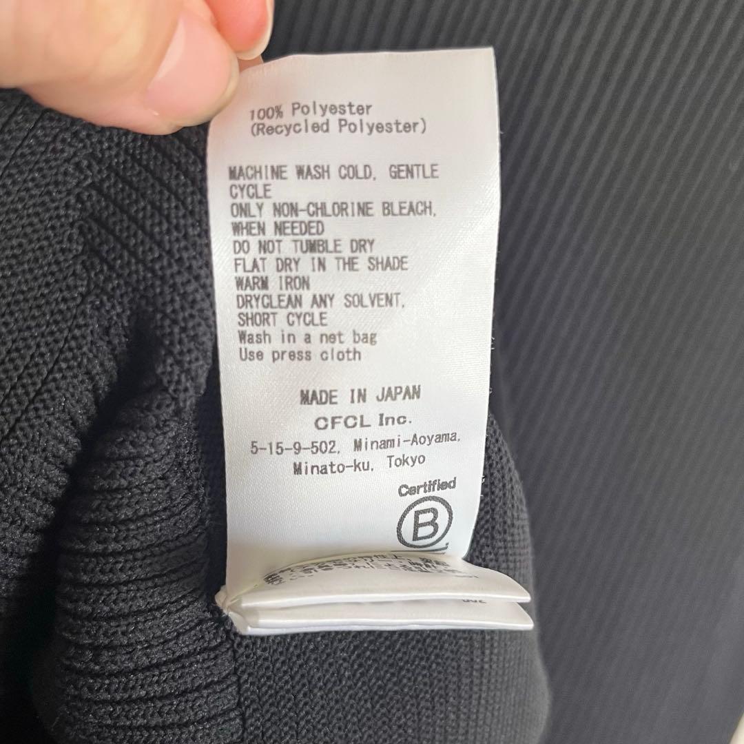 希少CFCL POTTERY スクエアネックフレアノースリーブ