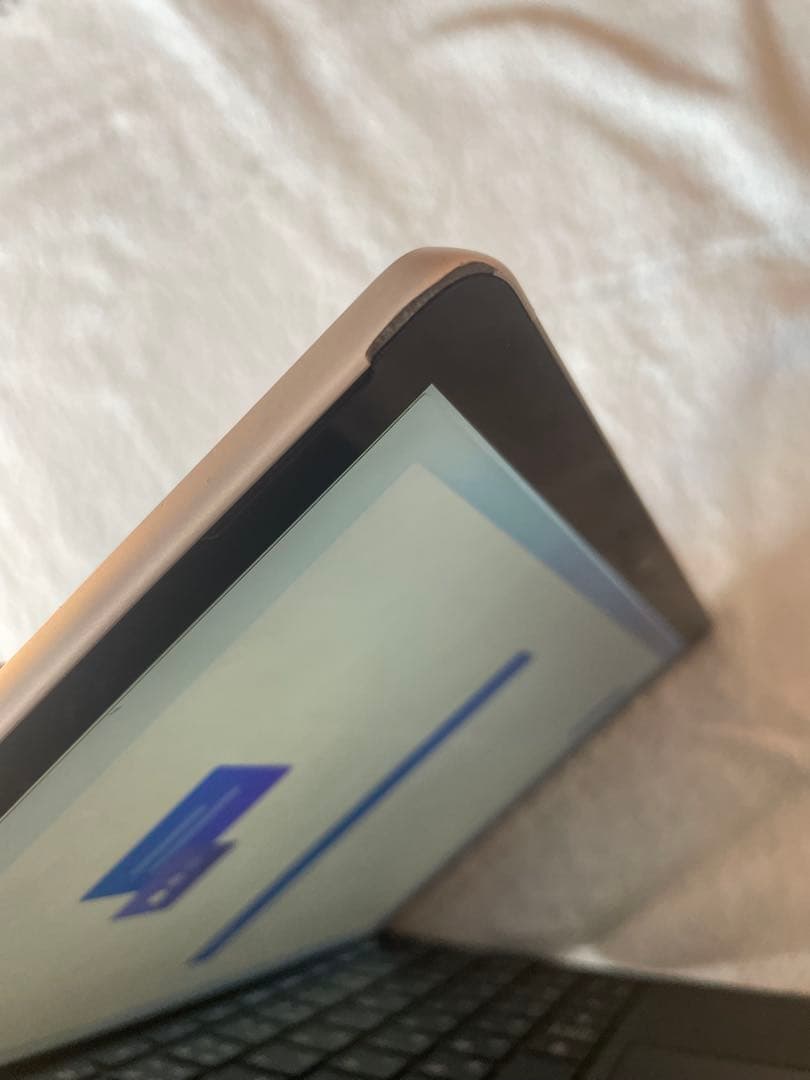 Windows surface GO４　64G 美品