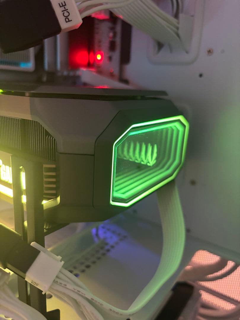 グラフィックボード・グラボ・ビデオカード ZOTAC RTX 5070 Ti AMP Extreme INFINITY