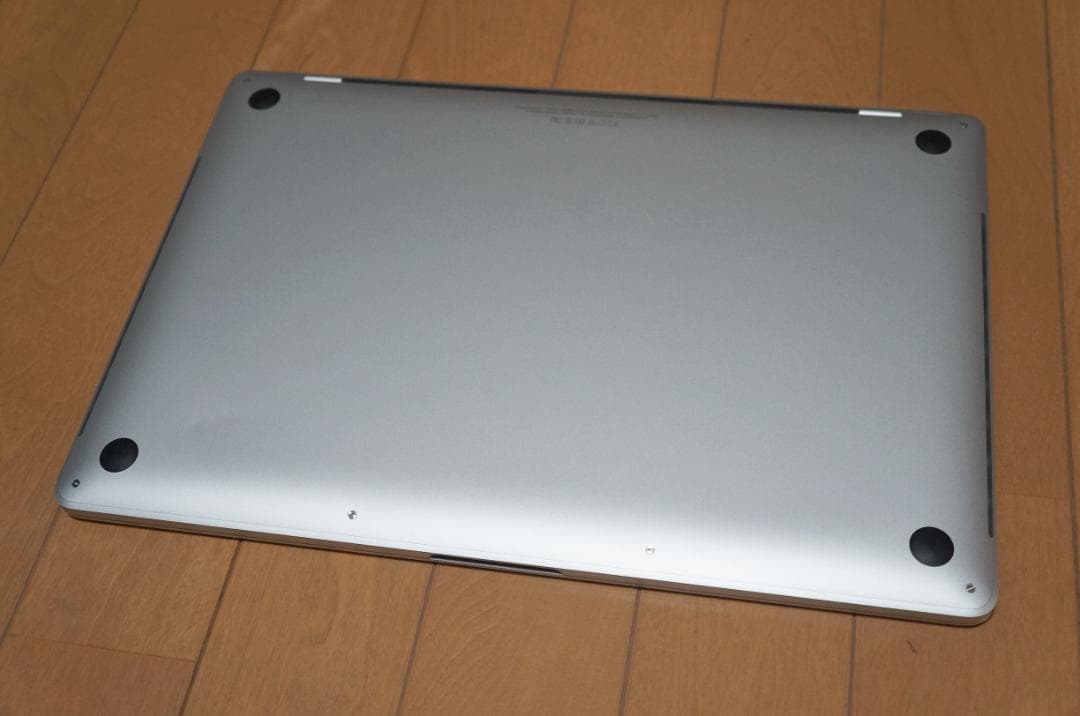 MacBook本体 MacBook Pro 15 i7 16G 512G Window Office