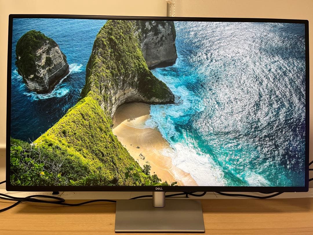 Dell 43インチ 4K USB-C ハブ モニター　U4323QE