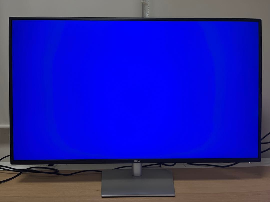 Dell 43インチ 4K USB-C ハブ モニター　U4323QE