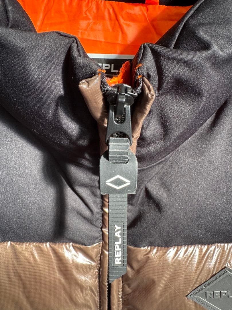 REPLAY リプレイ 中綿ベスト M カーキ×ブラック 定価39,600円
