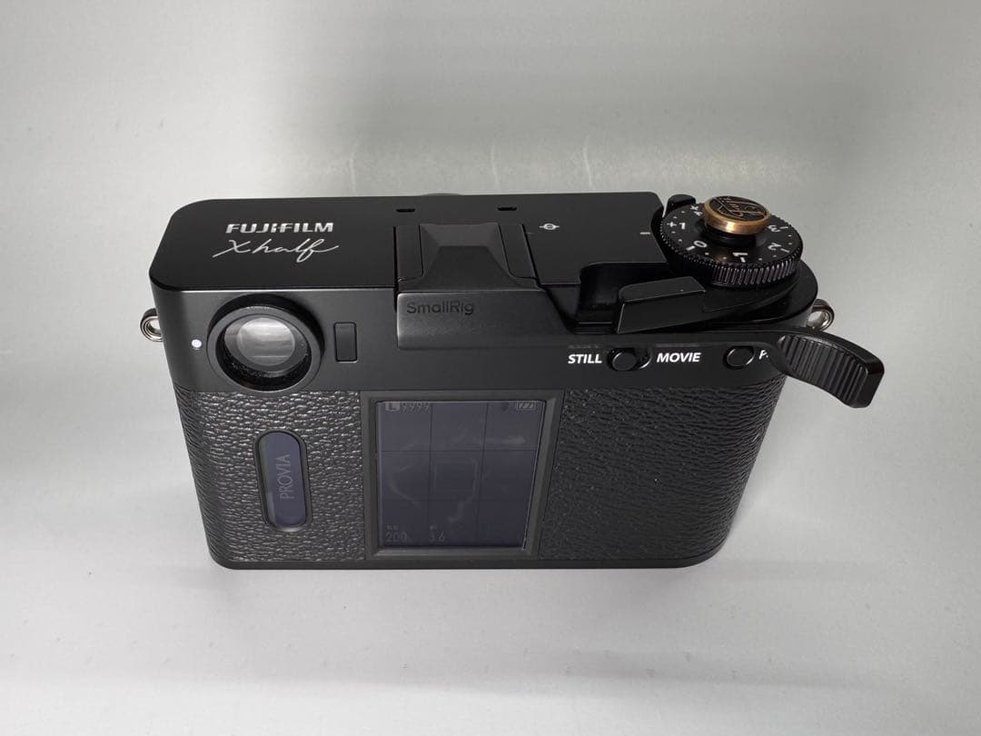 Fujifilm X-half X-HF1-B ブラック(多数パーツ付き)