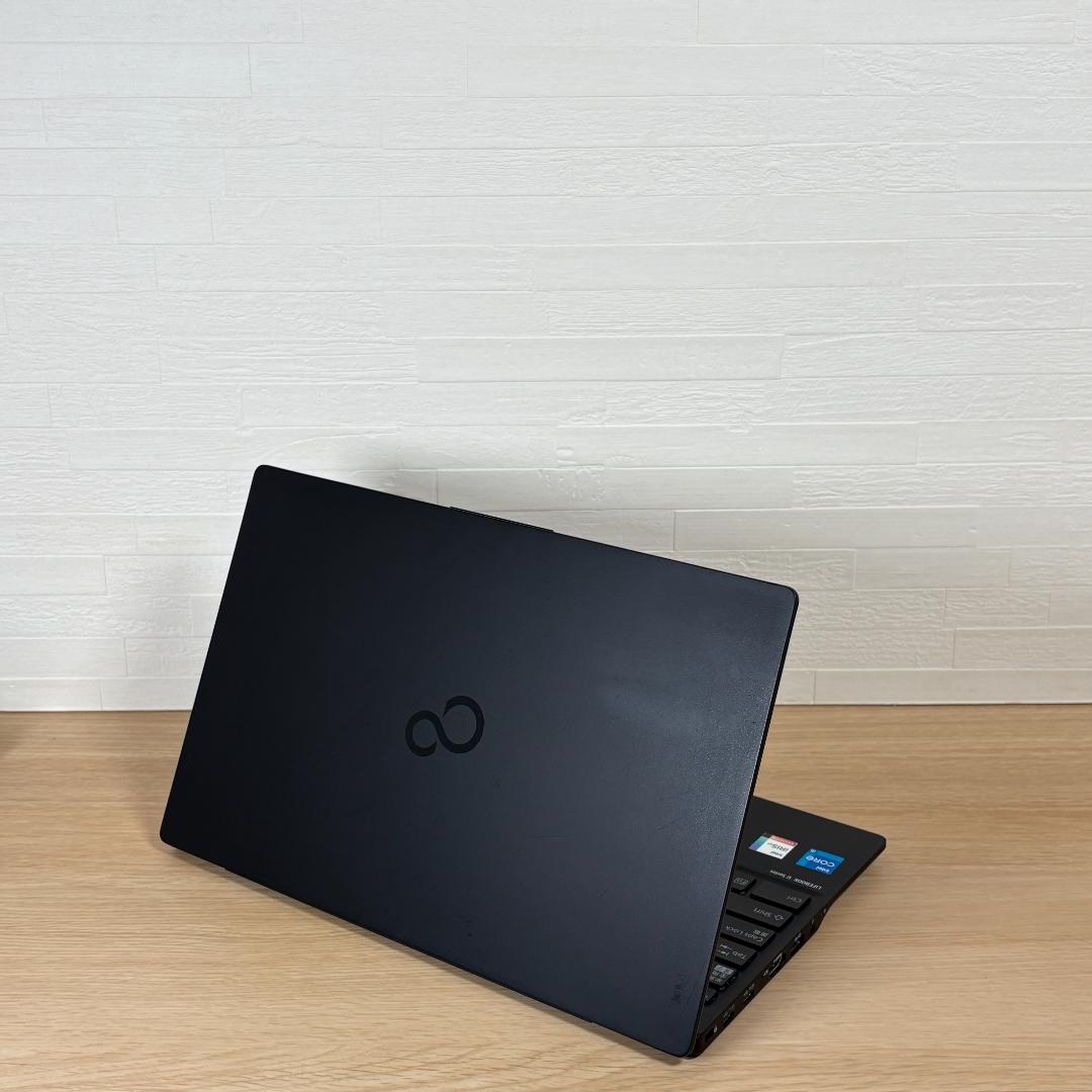富士通　11世代i5　美品　ノートパソコン　Windows11　オフィス付　04