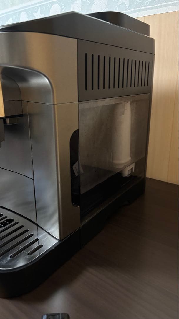 デロンギ マグニフィカイーヴォ Delonghi コーヒーメーカー