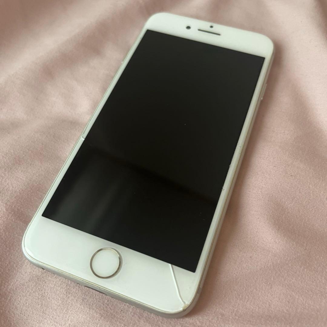 Apple iPhone 8 本体