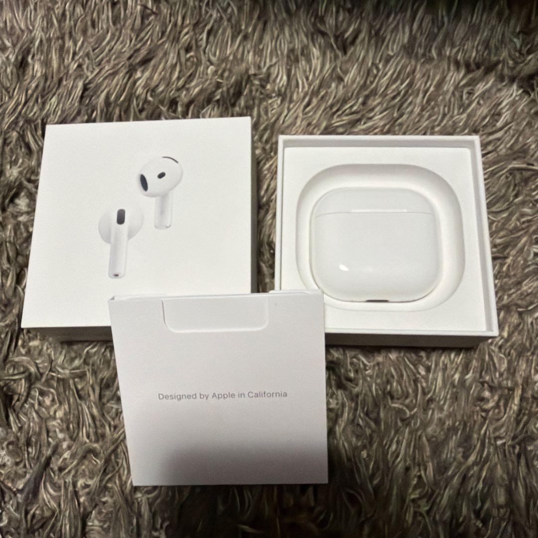 AirPods 4 アクティブノイズキャンセリング付き美品