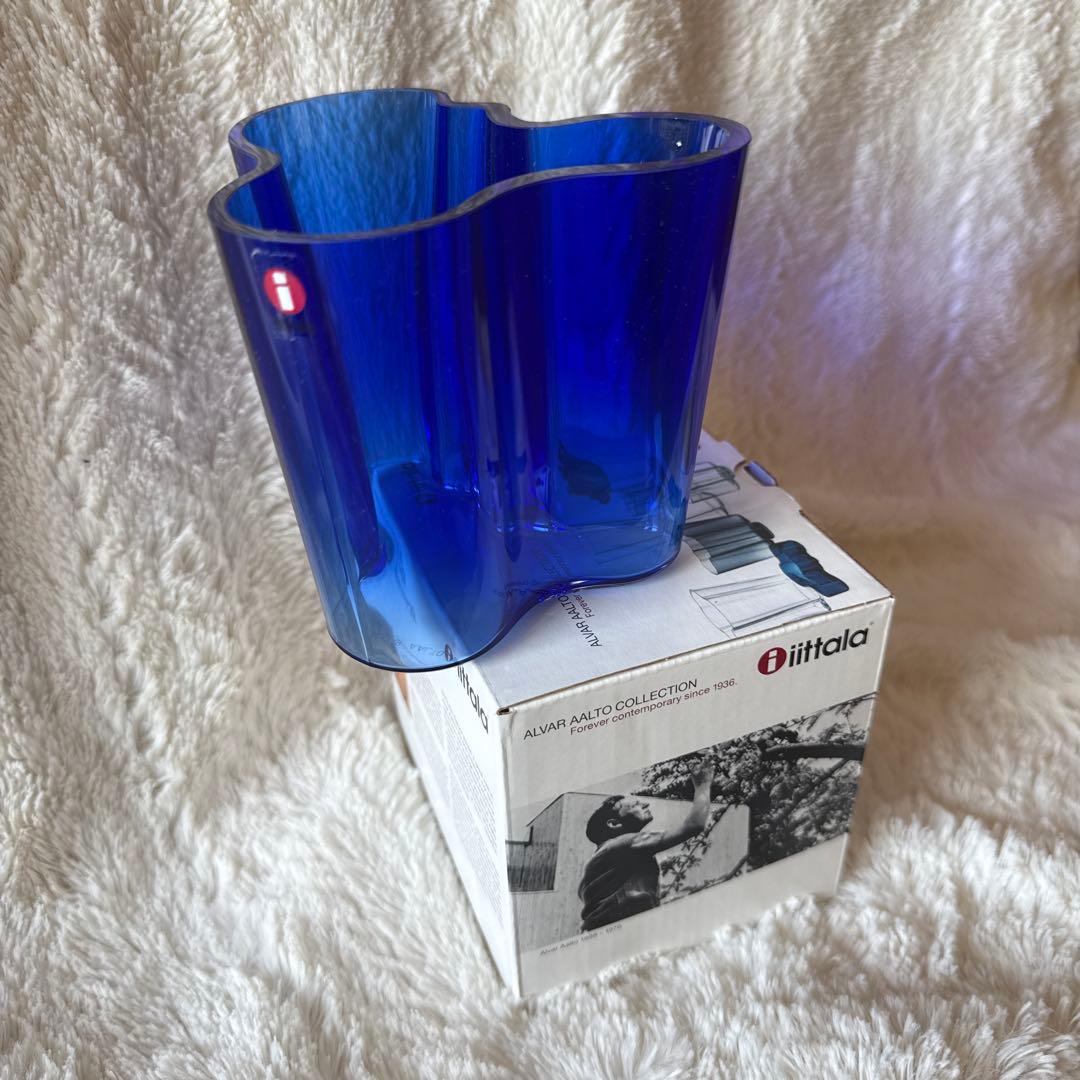 【新品未使用】イッタラ アアルトベース フラワーベース 95mm ブルー　花瓶