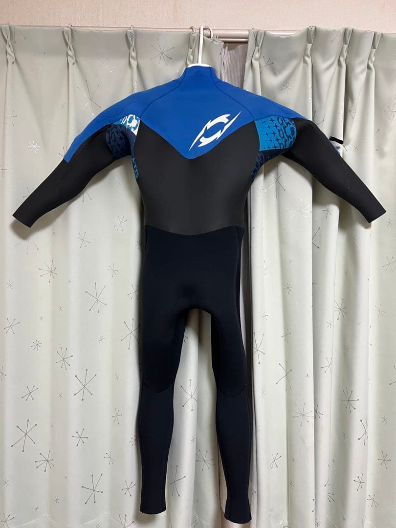 CYBER フルスーツ セミドライ　キッズ　130 140センチ相当