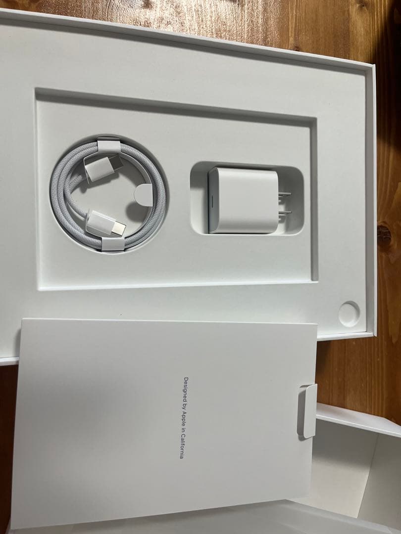 【特価】 Apple iPad Air (M2) 128GB Wi-Fiセット