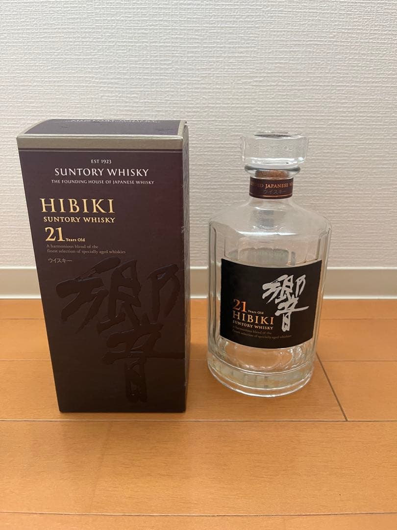 響 21年 ウイスキー 700ml 箱付き　空瓶