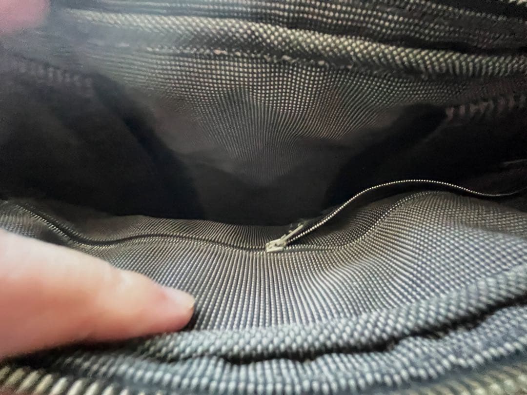 エルメス　エールライン　メンズバッグ　ファスナー&キー付き　ダークグレー