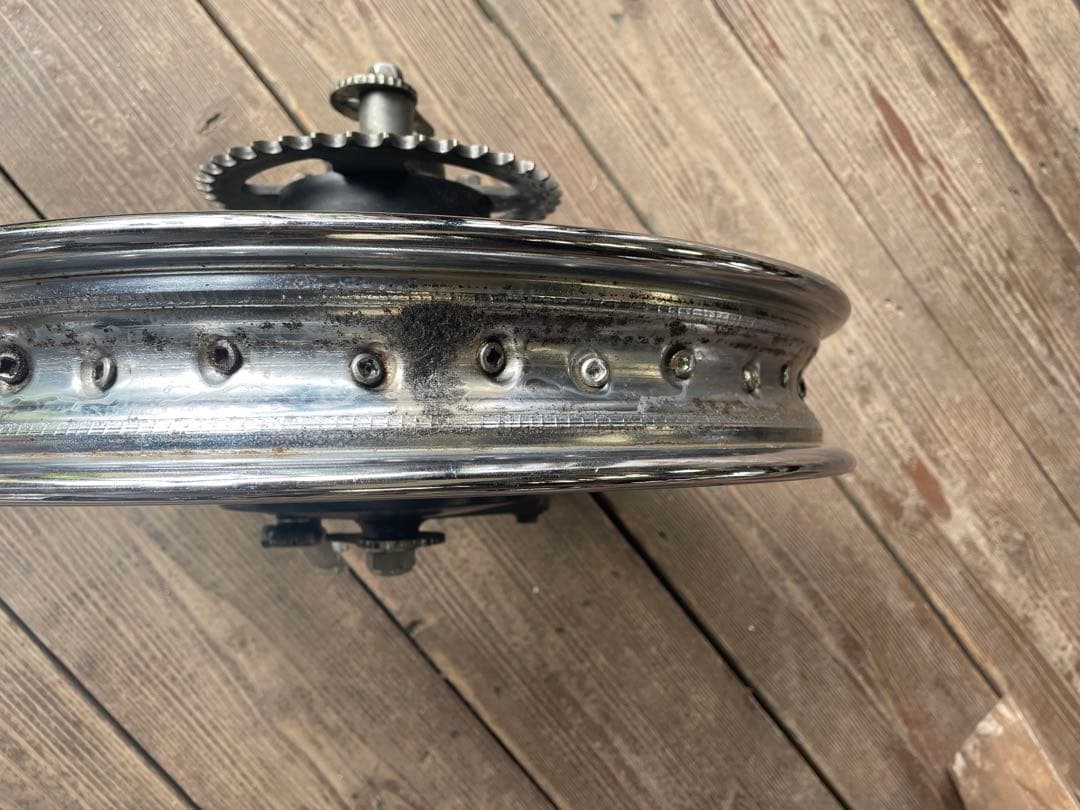 純正250TRリアバイク用スポークホイール スプロケット付き