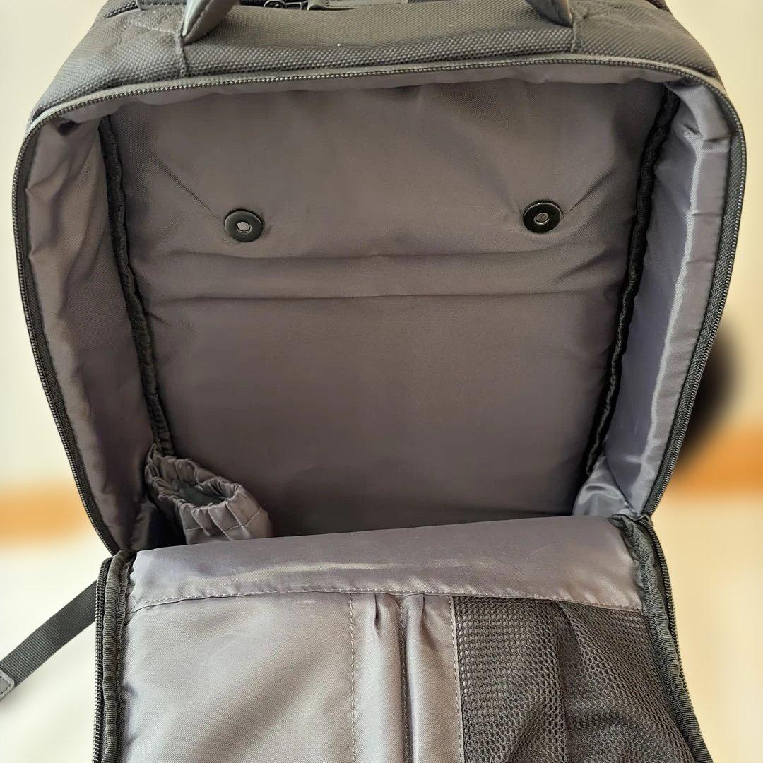 美品　SIMCLEAR TSUNAGU BAGSQUARE MINI GR