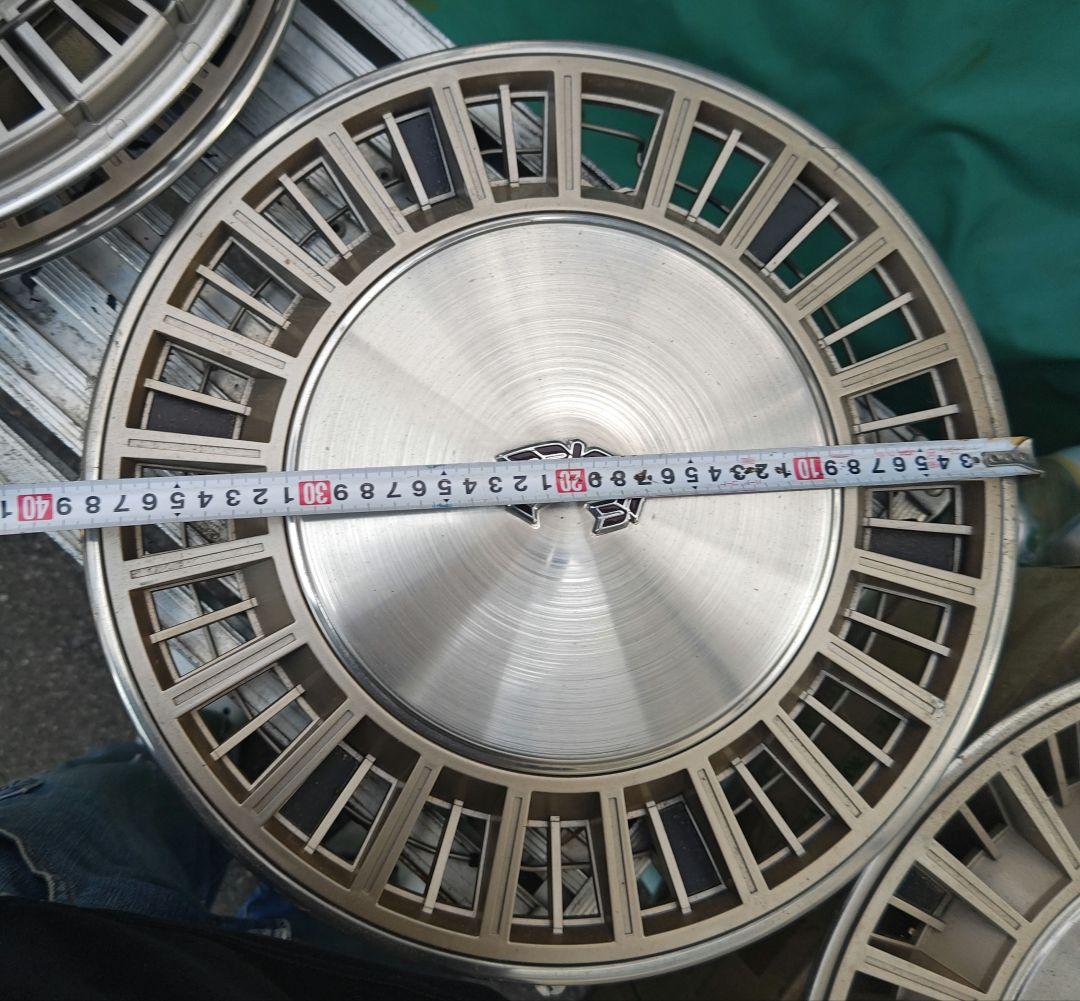 日産 ローレル 純正 ホイールキャップ ホイールカバー 4個セット 中古