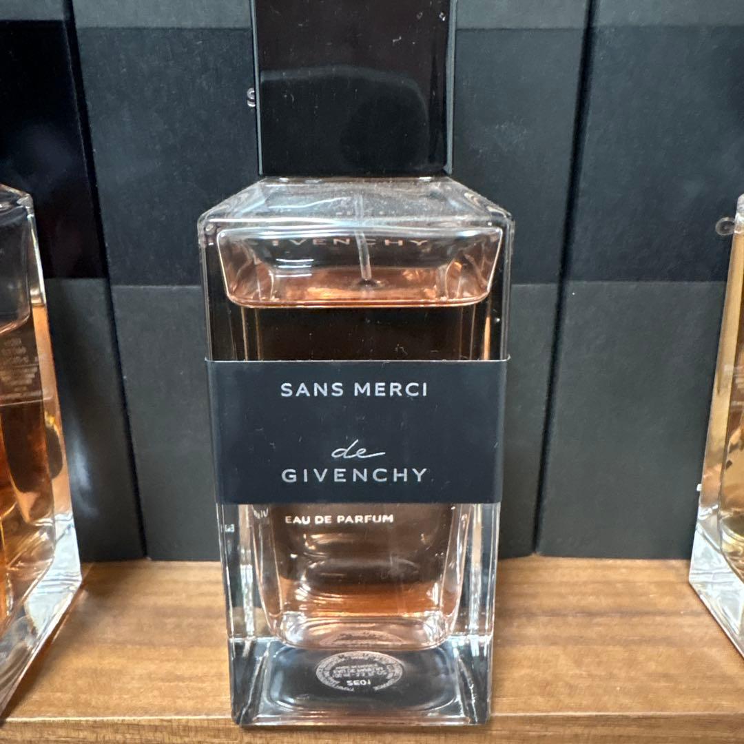 ジバンシイ サンメルシー