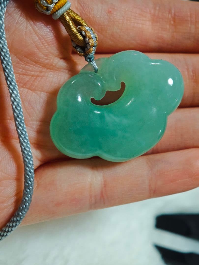 天然石軟玉/翡翠/和田玉パワーストーン 天青凍 ペンダントトップ 氷種 守護石