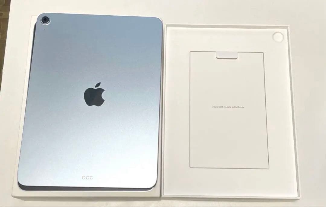 ヒーロー【未使用に近い】Apple iPad Air スカイブルー 本体