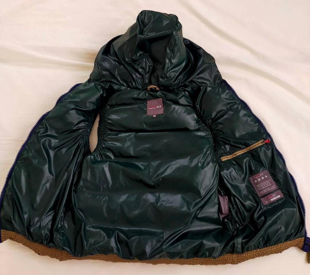 DUVETICA ダウンベスト　冬　アウター　ベージュ