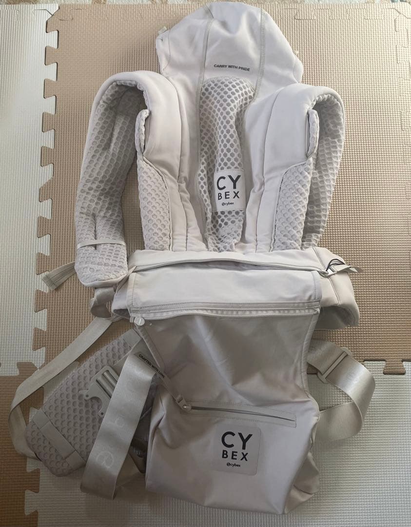 CYBEXコヤ　キャリア　抱っこ紐　限定カラー　ライトベージュ