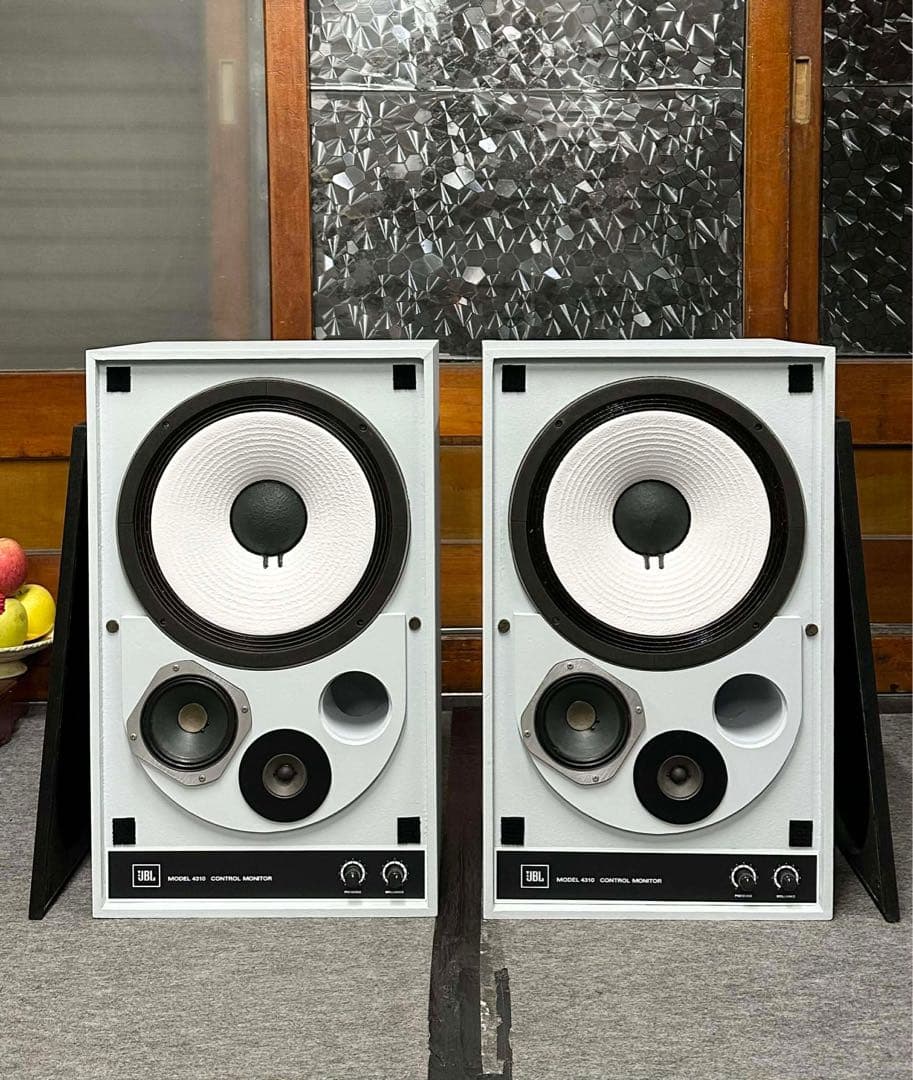 JBL 4310 スピーカーペア。動作品（美品)