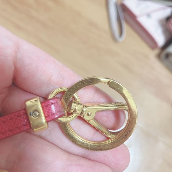 PRADA キーチェーン