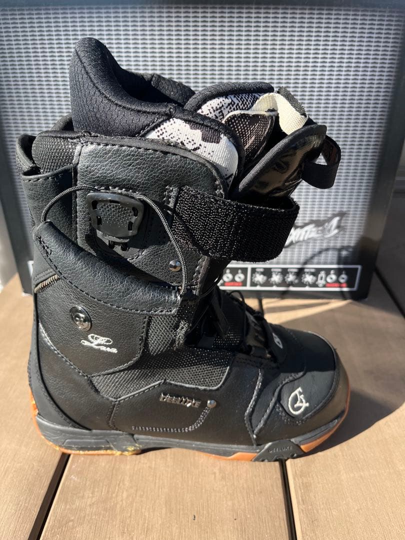 DEELUXEディーラックス EMPIRE スノーボードブーツ 黒 7