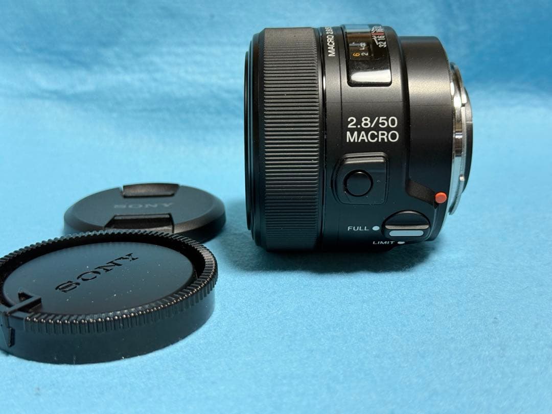 マウントアダプターLA-EA5 とSONY Aマウントレンズ2種