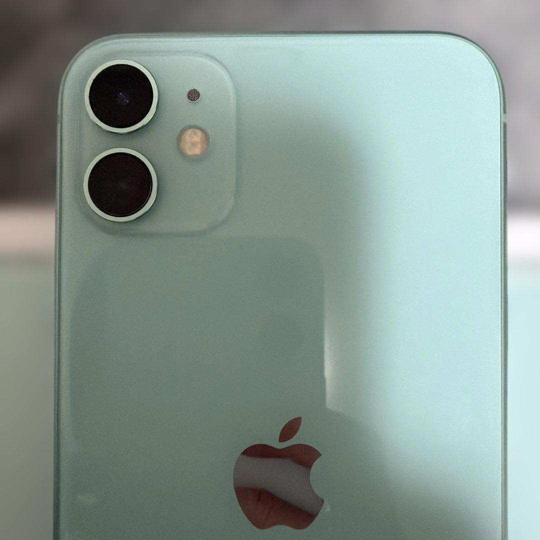 Apple iPhone 11 グリーン