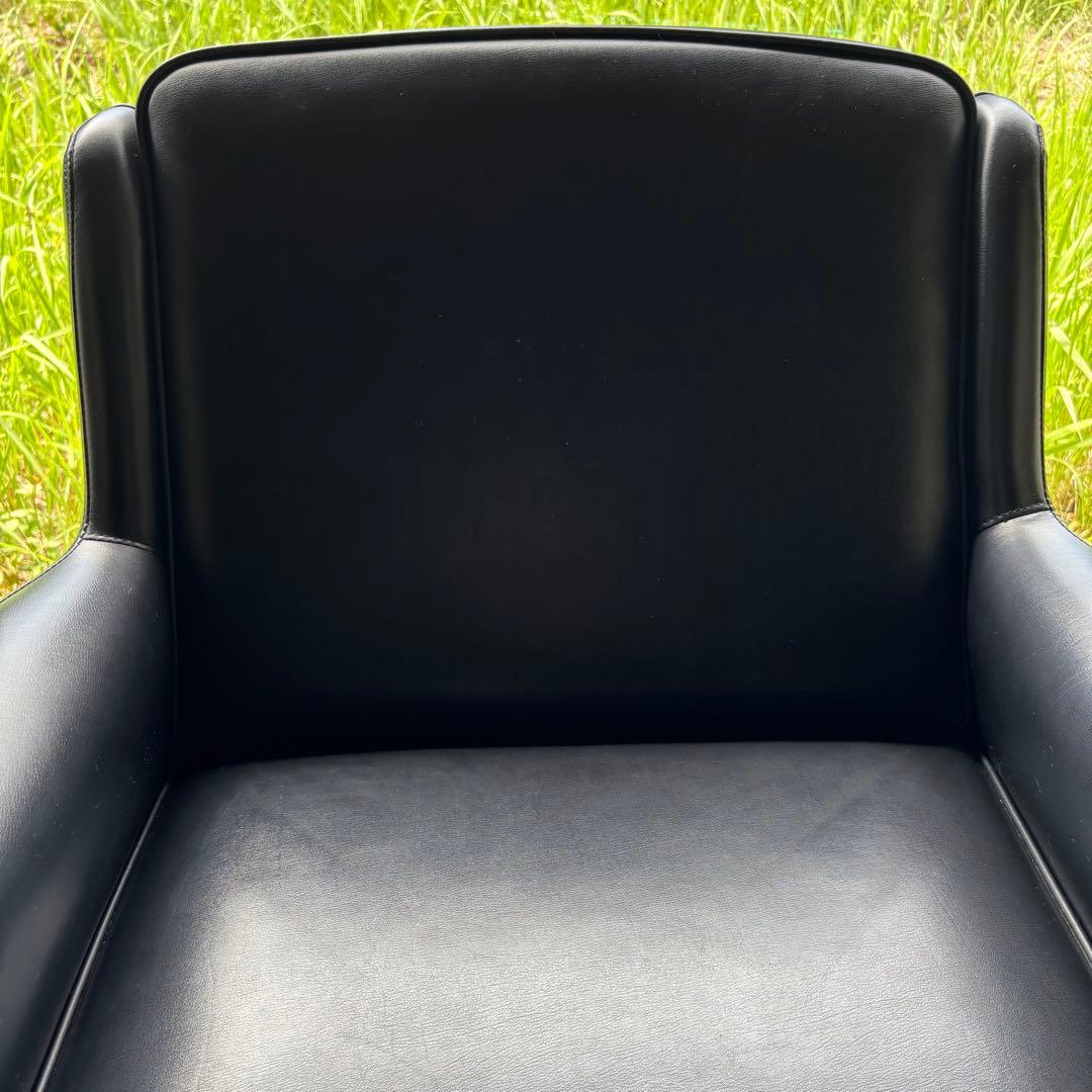 K*p様 ヴィンテージ 木肘ソファ 黒 1人掛け ソファ シンプル モダン