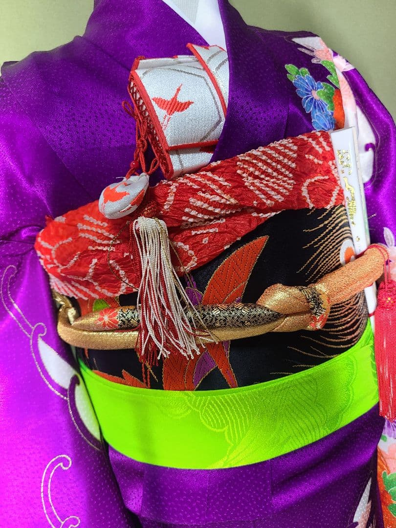 七五三　7歳着物　フルセット華やかな紫色の着物と帯小物付き