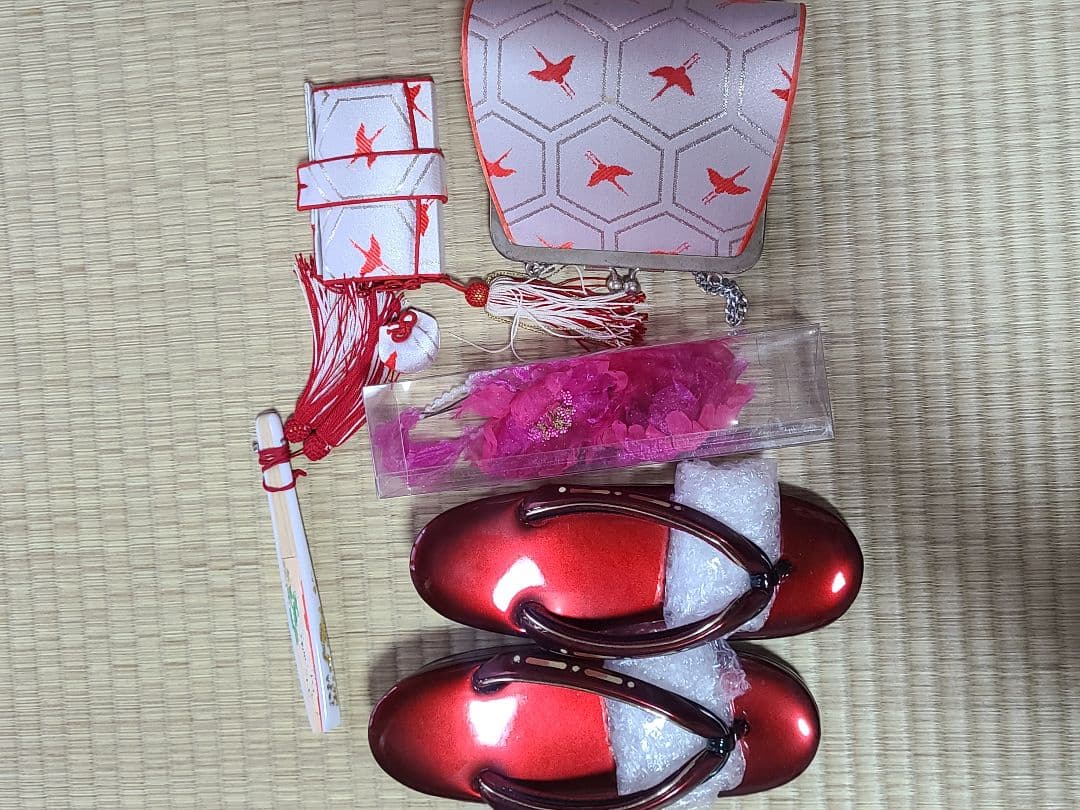 七五三　7歳着物　フルセット華やかな紫色の着物と帯小物付き