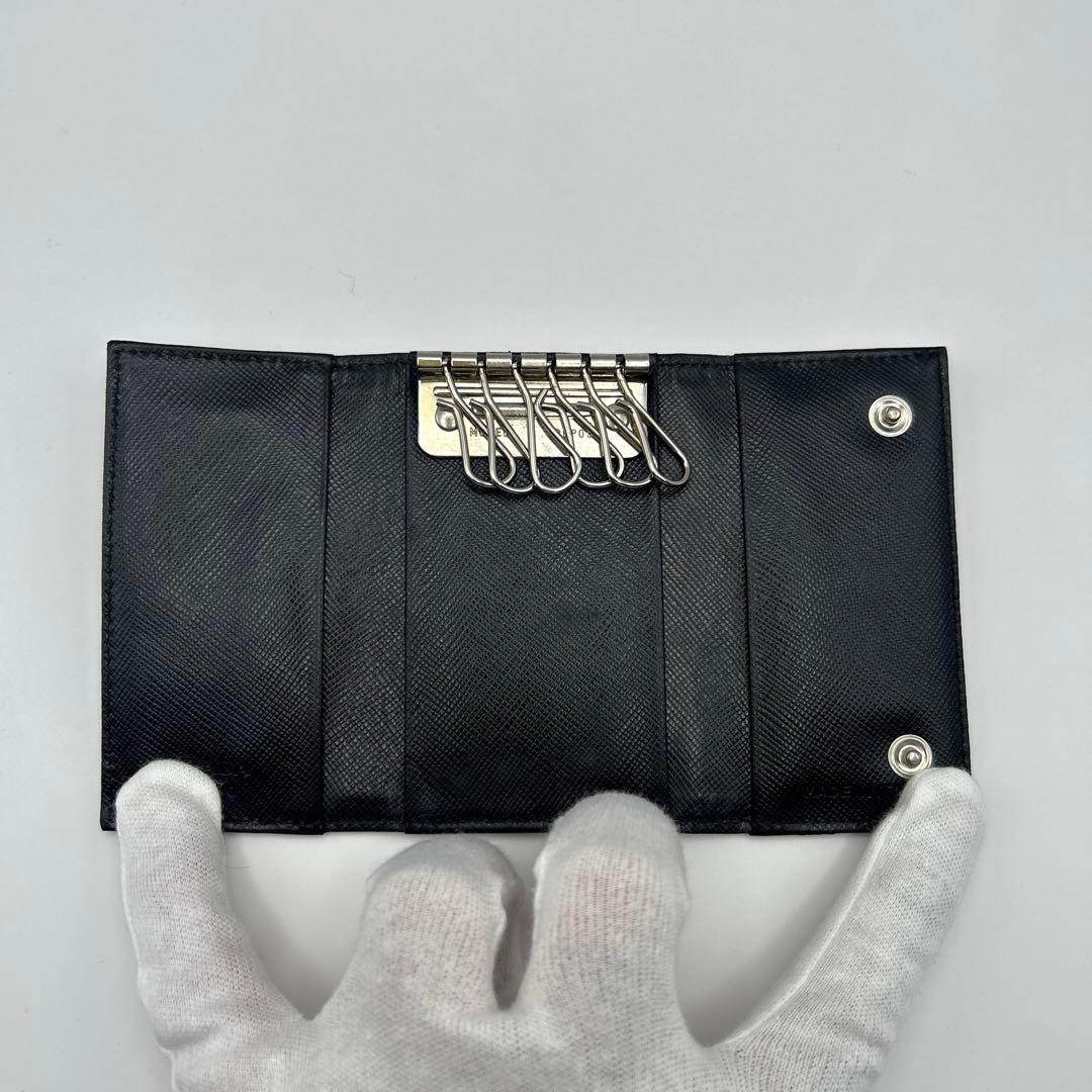 [美品]PRADA ブラック レザー キーケース　ギャラ有