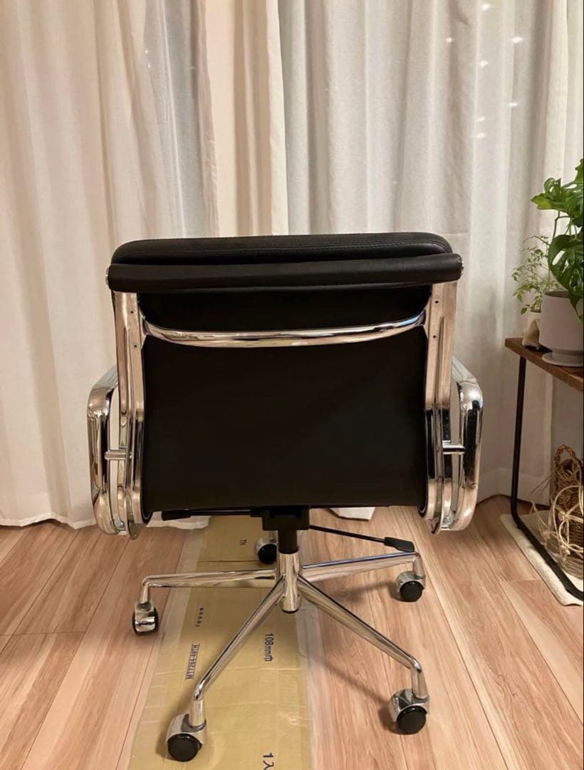 猫*紙様 イームズ アルミナム　マネジメントチェア【リプロダクト品】