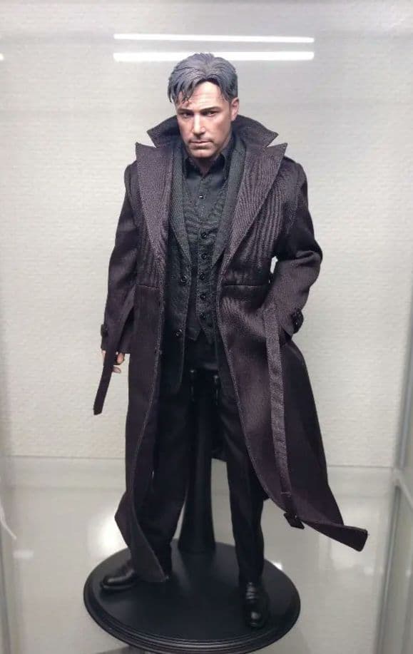 ホットトイズ　バットマン2.0用　ブルースウェイン衣装セット　ヘッド、台座別