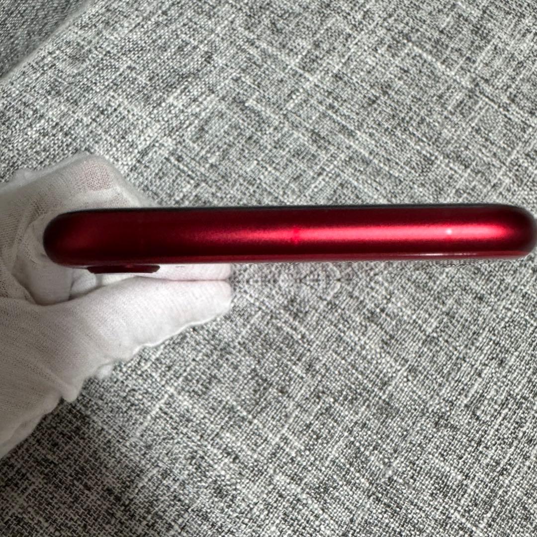 (美品)iPhone SE2 レッド 128GB 本体 ケース付き