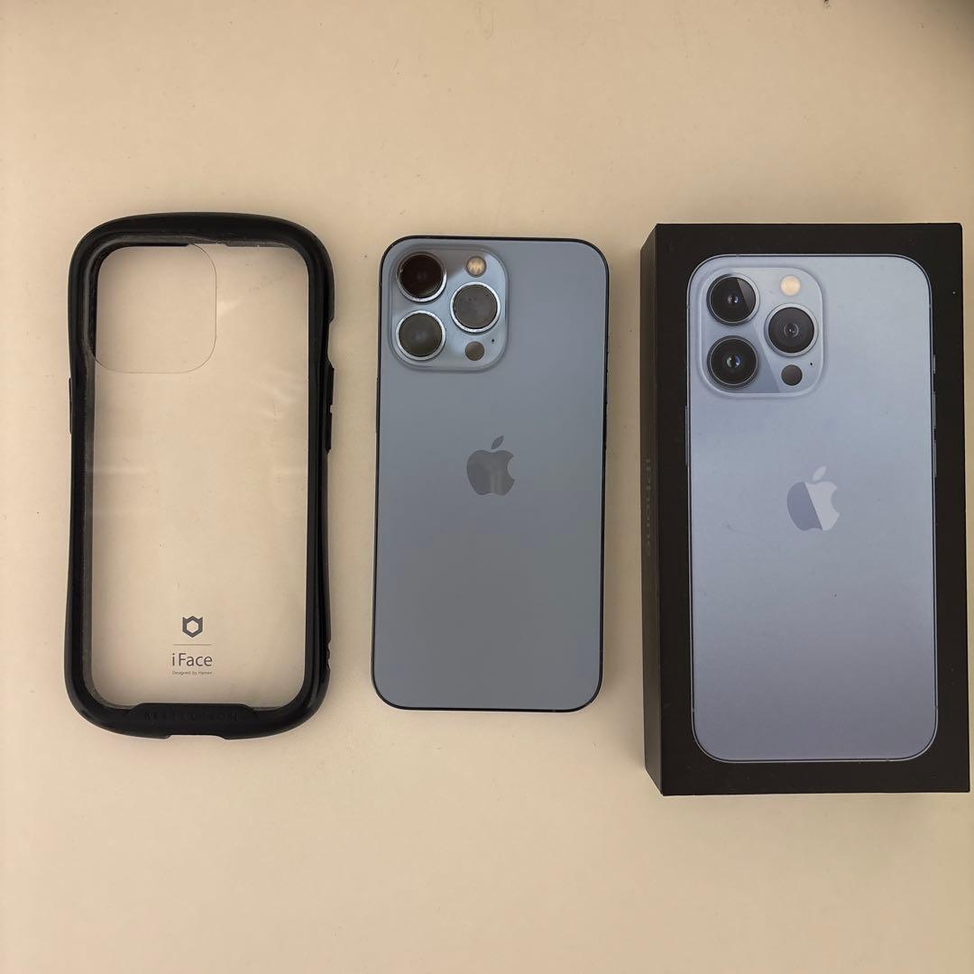 Apple iPhone 13 Pro シルバー 本体 iFaceケース付き