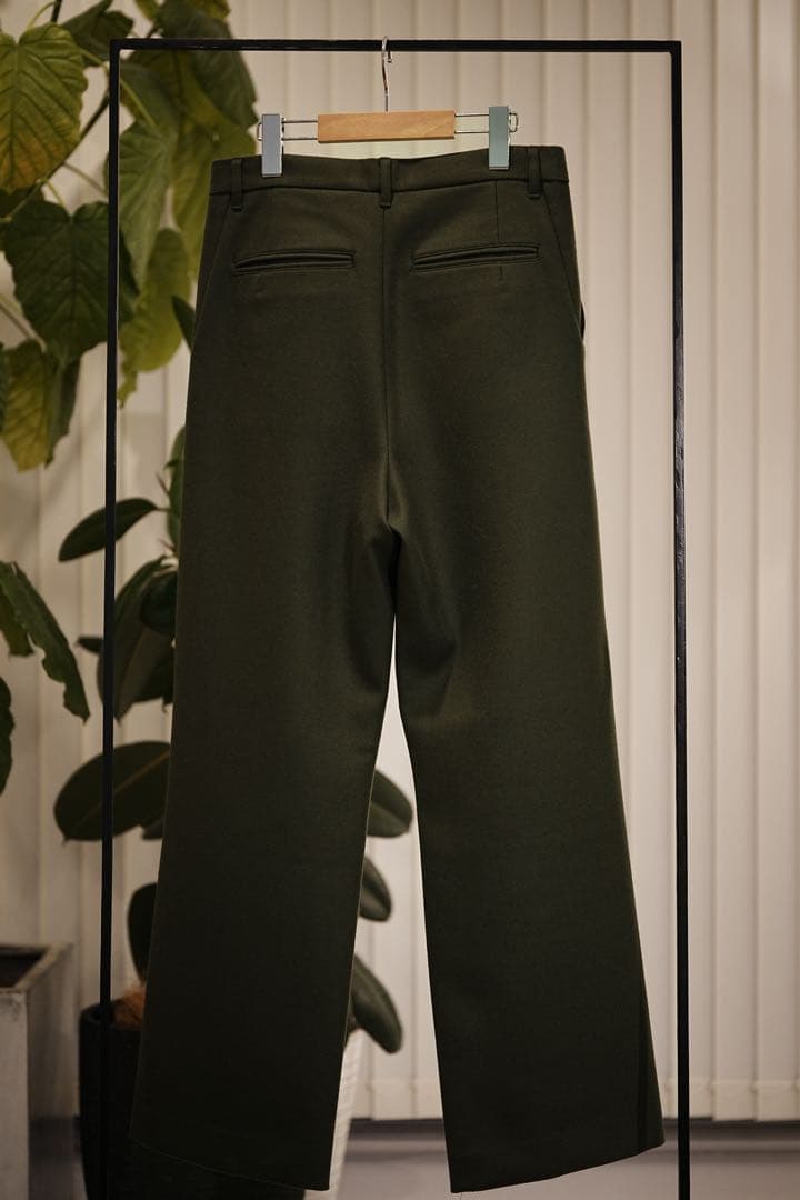 AURALEE WOOL STRAIGHT PANTS 3 スラックス