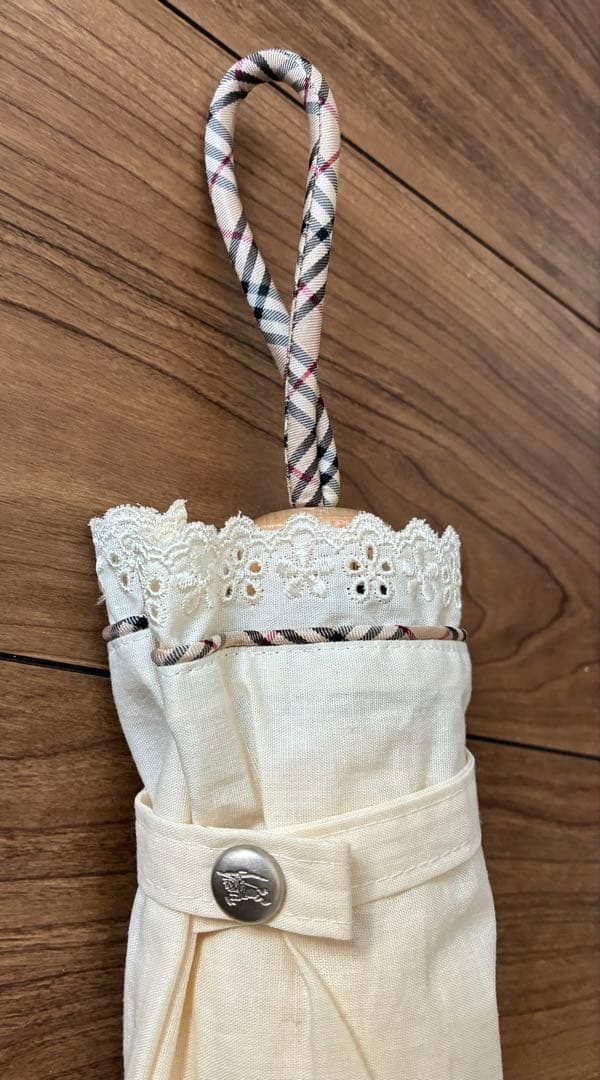 新品未使用 Burberry 折りたたみ傘 晴雨兼用 カバー付き