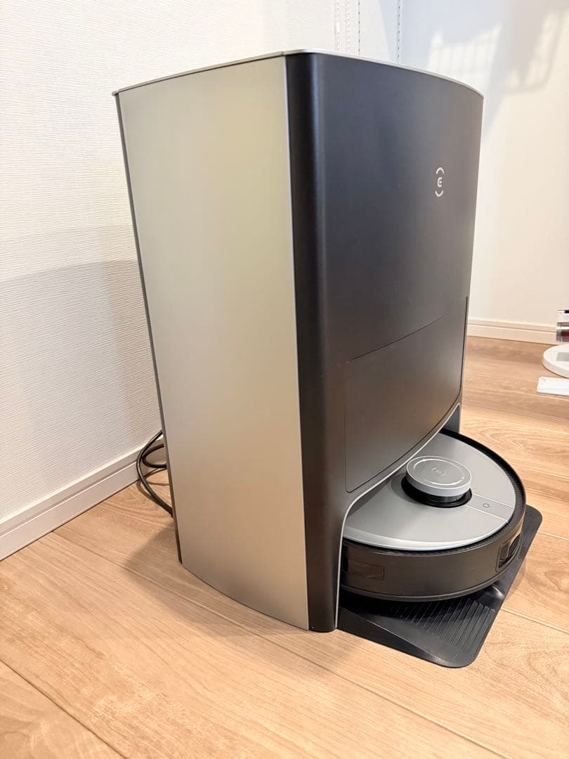 【美品】ECOVACS DEEBOT X1 OMNI　消耗パーツの付属品付き