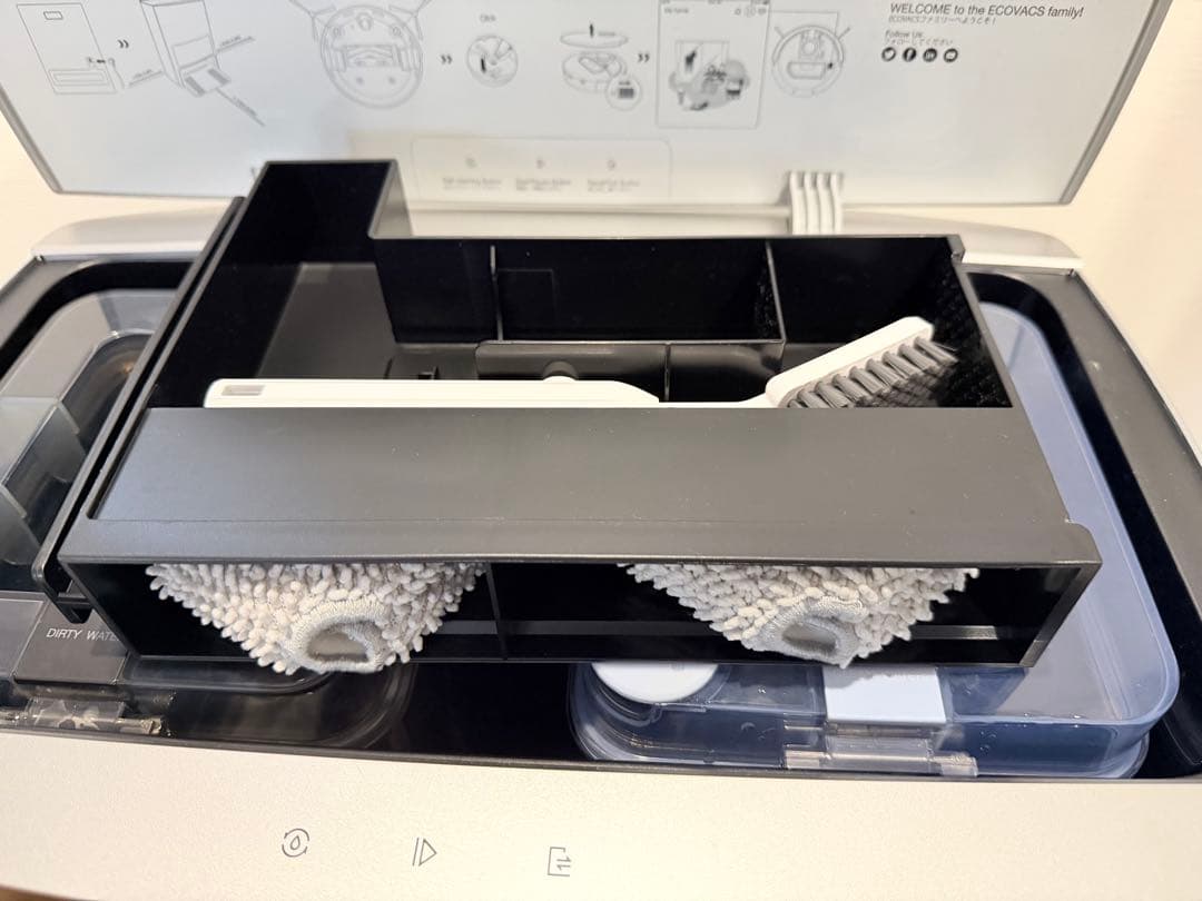 【美品】ECOVACS DEEBOT X1 OMNI　消耗パーツの付属品付き