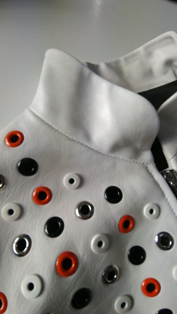 ☆*☆様 ルイヴィトン ホワイト レザージャケット スタッズ付き 36 S位