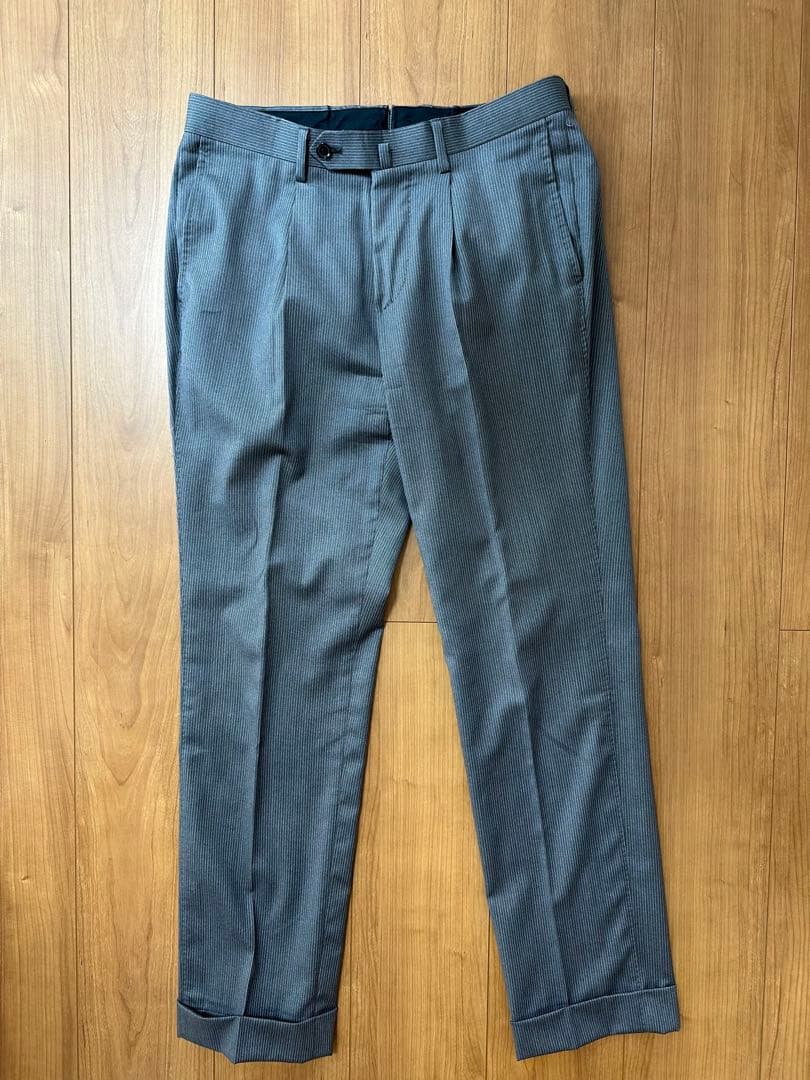 ビームスBrilla ブリッラペルイルグスト　グレー ストライプ スーツ46