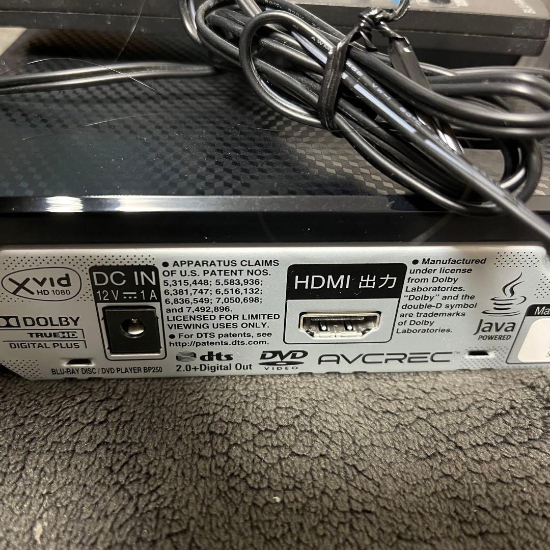 期間限定値引☆Blu-ray DVD プレイヤー　HDMIケーブル付