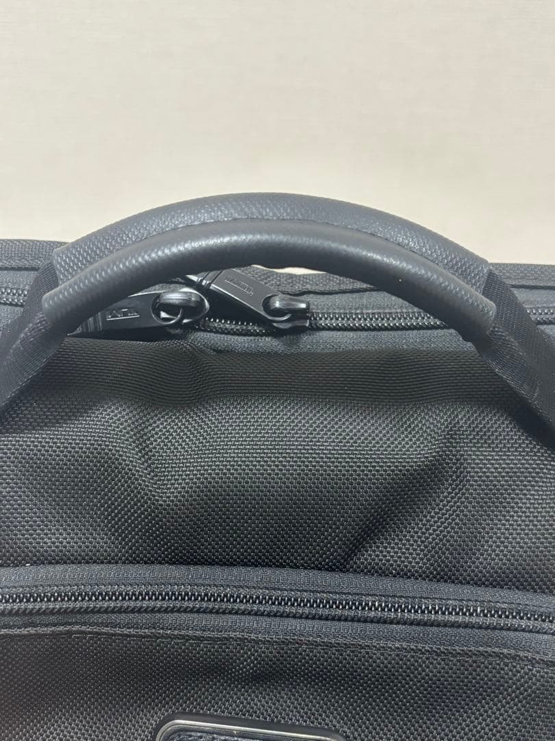 TUMI トゥミ Alpha3 スリム・ソリューションズ・ブリーフ・パック